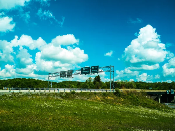 Highway Sign West Virginia Linking Towns Rainelle Summersville — Stock Photo, Image