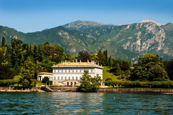 Stunningly Beautiful Villa Melzi Lake Como Has Wonderful Garden Which — Stock Photo, Image