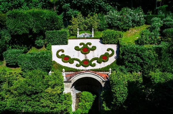 意大利北部科摩湖畔的卡洛塔别墅的美丽的花园和建筑 这是一个罕见的美丽的地方 那里的自然与艺术完美和谐 — 图库照片