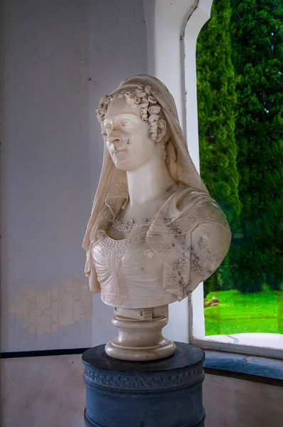 Busto Uma Mulher Romana Neoclássica Dos Pequenos Pavilhões Villa Melzi — Fotografia de Stock