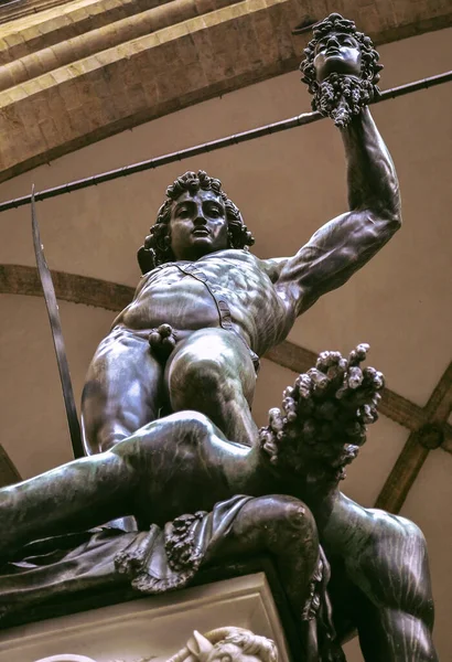 Perseus Ünlü Floransa Heykeliyle Medusa Nın Kafasını Kopardı — Stok fotoğraf