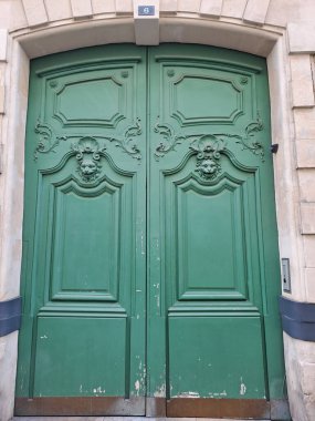 giriş kapısı eski ev