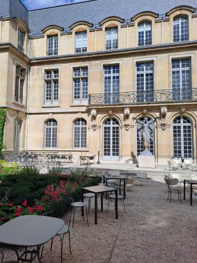 Eski şatonun güzel manzarası