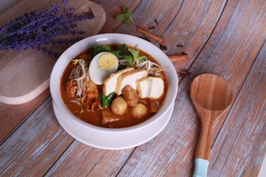 Curry beni Penang popüler bir yemek