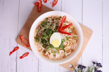 Assam laksa (Tangy balık Gravy içinde sallama) Penang ve Singapur bölgesi 'nde popüler özel Malezya gıda