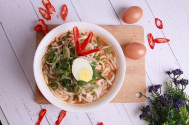Assam laksa (Tangy balık Gravy içinde sallama) Penang ve Singapur bölgesi 'nde popüler özel Malezya gıda