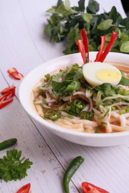 Assam laksa (Tangy balık Gravy içinde sallama) Penang ve Singapur bölgesi 'nde popüler özel Malezya gıda