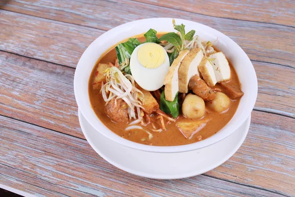 Curry beni Penang popüler bir yemek