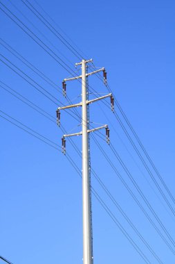 Yüksek gerilim kutup çekim düşük açılı