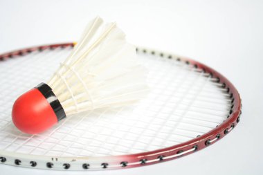 Badminton raket topu ile