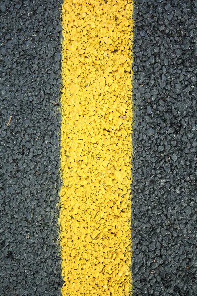 Žlutá Čára Asfaltové Cestě — Stock fotografie