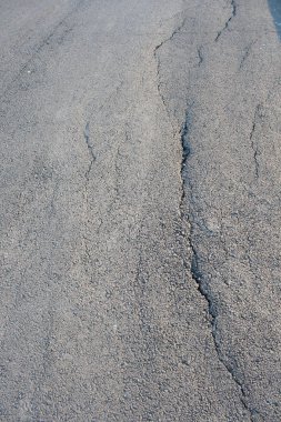 Asfalt yoldan kapatın