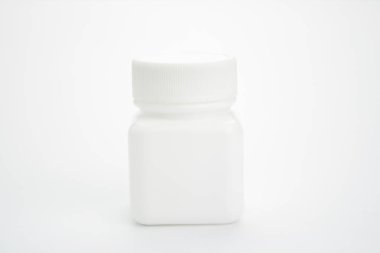 Tatlı beyaz plastik şişe