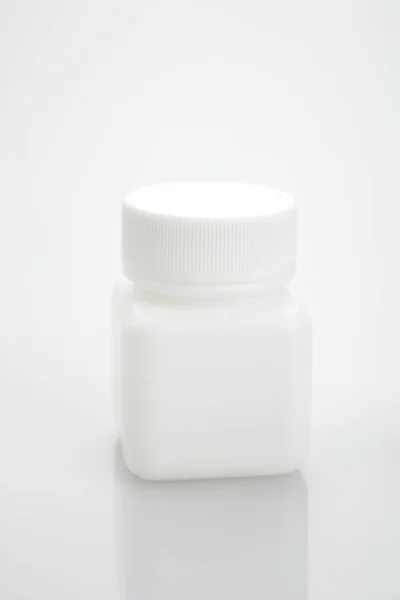 Tatlı Beyaz Plastik Şişe — Stok fotoğraf