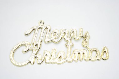 Beyaz arkaplanda Noel süsleri