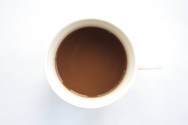 beyaz zemin üzerine kahve