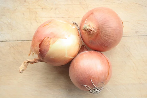 Onions Cutting Board — Stock Photo, Image