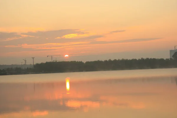 Amanecer Lago — Foto de Stock