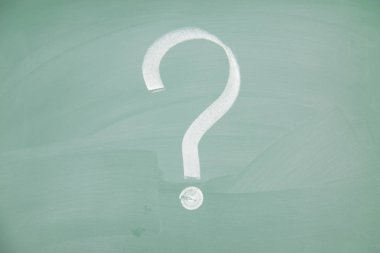 Tahtaya soru işareti çizildi