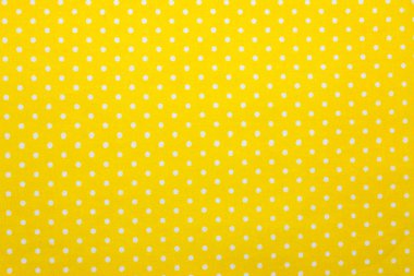 sarı benekli kumaş