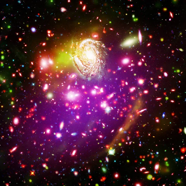 Νεφέλωμα και γαλαξίες στο διάστημα. Τα στοιχεία αυτής της εικόνας παρέχουν — Φωτογραφία Αρχείου
