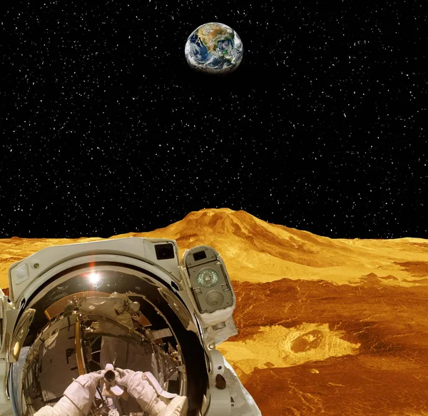Astronauta. Terra. Missão espacial. Planeta extrassolar. Os elementos — Fotografia de Stock