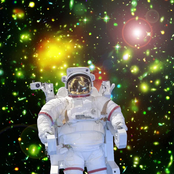 Astronot ve uzay, galaksiler ve yıldızlar. Bu im elemanları — Stok fotoğraf