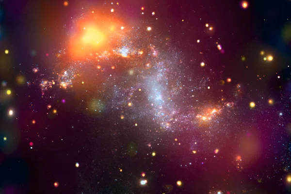 Lejos de ser una galaxia brillante. Los elementos de esta imagen amueblada por — Foto de Stock