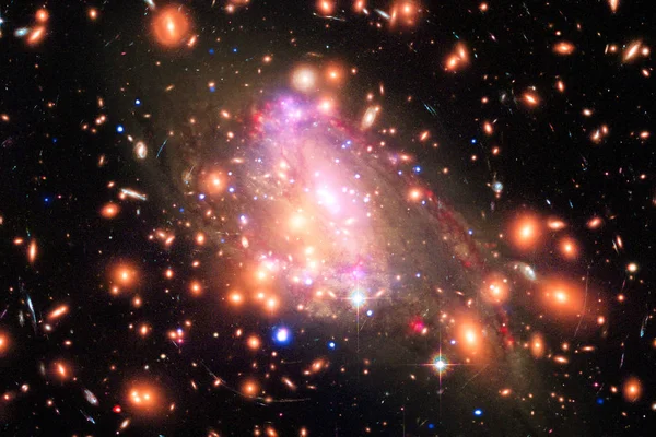 Campo estelar, galaxias y bengalas. Los elementos de esta imagen furni —  Fotos de Stock