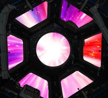 Starburst ile canlı renkli arka plan. Soyut radyal çizgiler