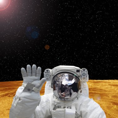 Güneş dışı gezegende atronaut. Bu görüntünün elemanları furnis