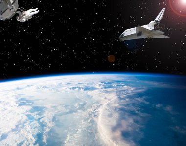 Astronot ve uzay gemileri. Lens parlaması. Bu görüntünün öğeleri