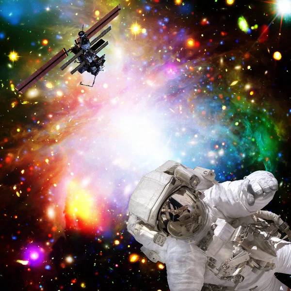 Astronaut flies in space. The elements of this image furnished b — Stock Photo, Image