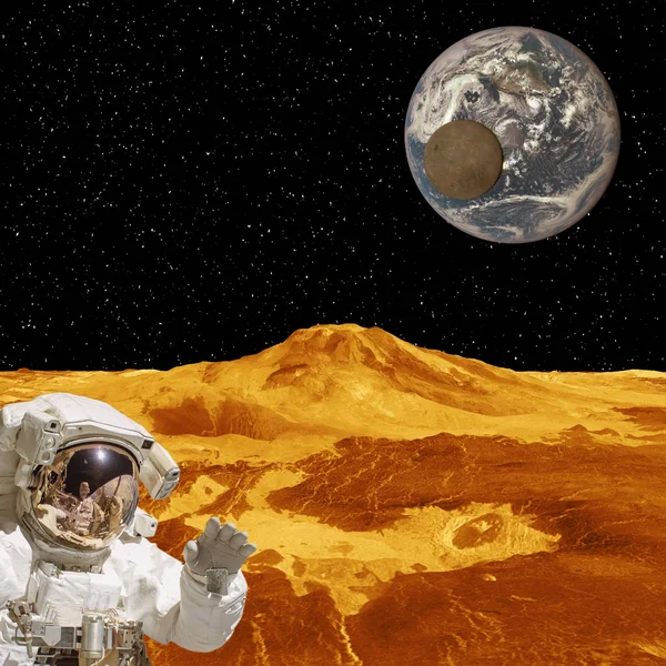 Astronaut auf dem extrasolaren Planeten. Seltsame steinige Landschaft auf t — Stockfoto