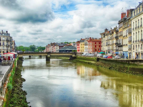 Maisons Anciennes Long Rivière Nive Bayonne — Photo