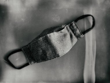 COVID-19 için Pamuk Maskeyle Yüzleş