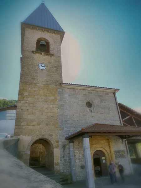 Belauntza Village Bask Bölgesindeki Eski Kilise Kulesi — Stok fotoğraf