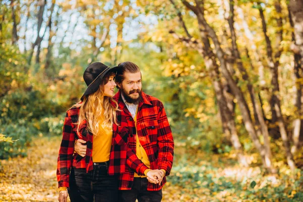 Guy Girl Walking Autumn Forest Closeup Portrait Cheerful Young Couple — Stock Photo, Image