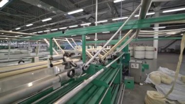 -En fazla 50 doğal koyun yünden şeritler