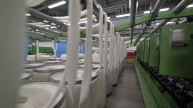 -En fazla 60 doğal koyun yünden şeritler