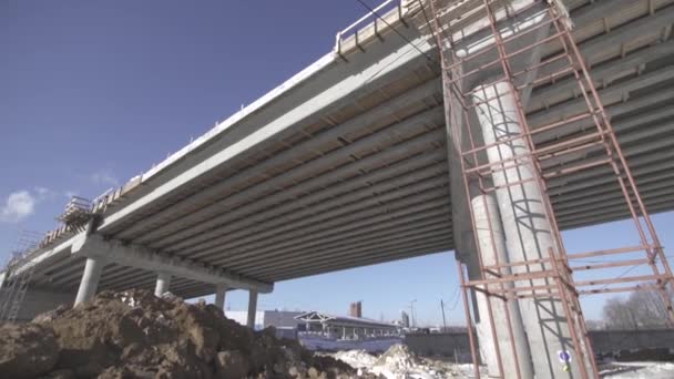 Plan général de la construction du pont 4 — Video