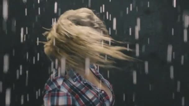 Emoties in de regen 5 — Stockvideo