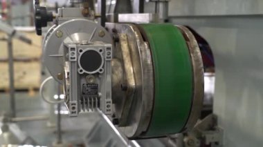 Aerosol kabın alt damgalanması 12