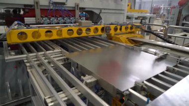 Aerosol kabın alt damgalanması 18