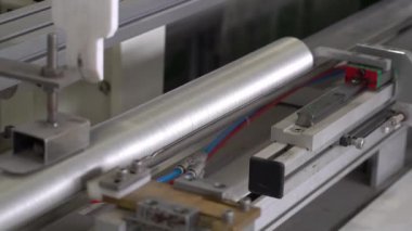 Aerosol konteynerin alt kısmı damgalama 46