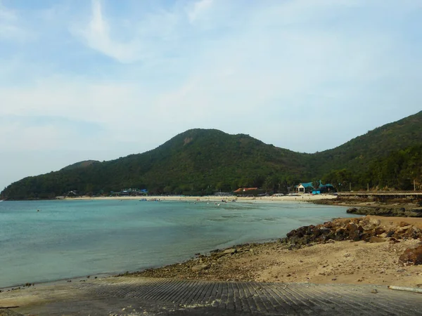 海滨与绿松石水夏，度假与海滨度假，晒黑的泰国岛 — 图库照片