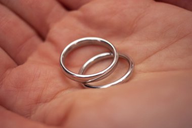 Nikah yüzüğü, nikah yüzüğü, parmaklar.