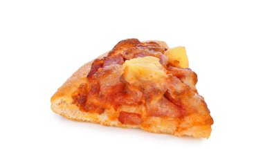 Beyaz arka planda izole edilmiş lezzetli Hawaii pizzası..