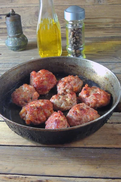 Cutlets Fried Cutlets Cast Iron Pan Table — Stock Photo, Image