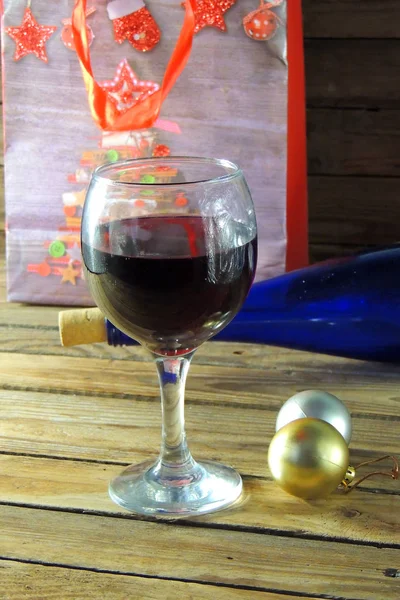 Vin Slår Glas Spektakulär Form Och Tydlighet — Stockfoto